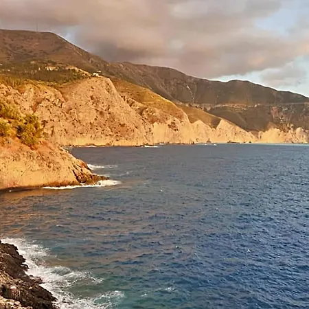 Paradise View Apartament *